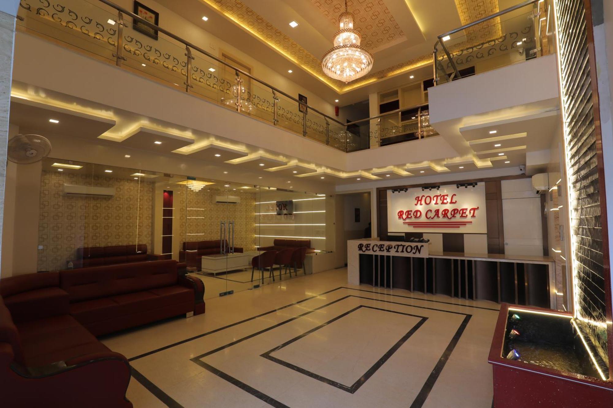 Hotel Red Carpet Tājganj Exterior foto